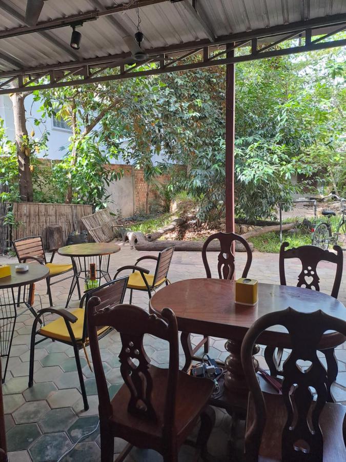 Makers Guesthouse Siem Reap Extérieur photo